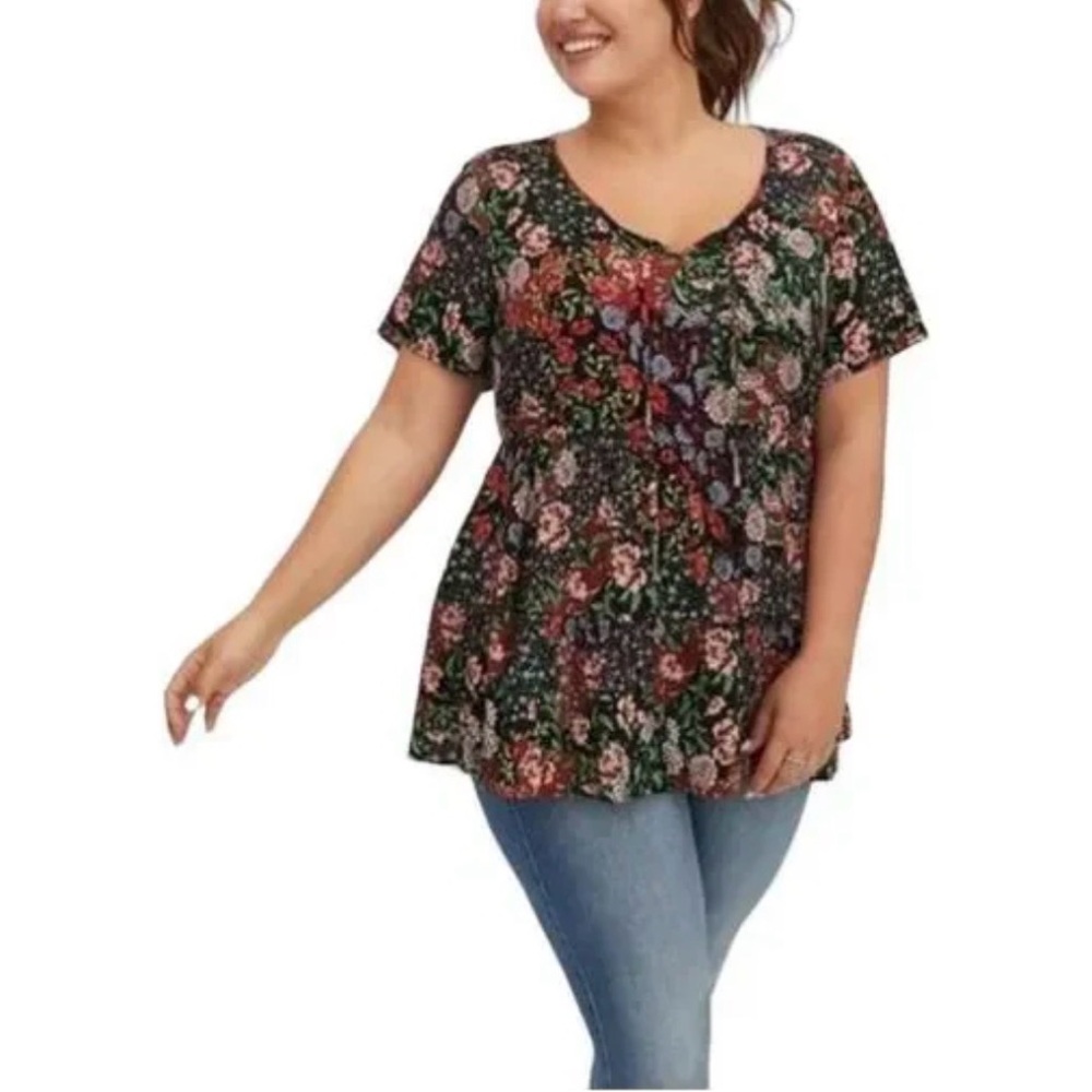Torrid Floral Short Sleeve Babydoll Top - Black Floral Patchwork